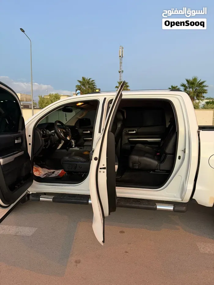Toyota Tundra 2017 photo 2
