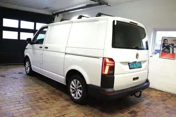 Volkswagen Transporter 2023 photo 4