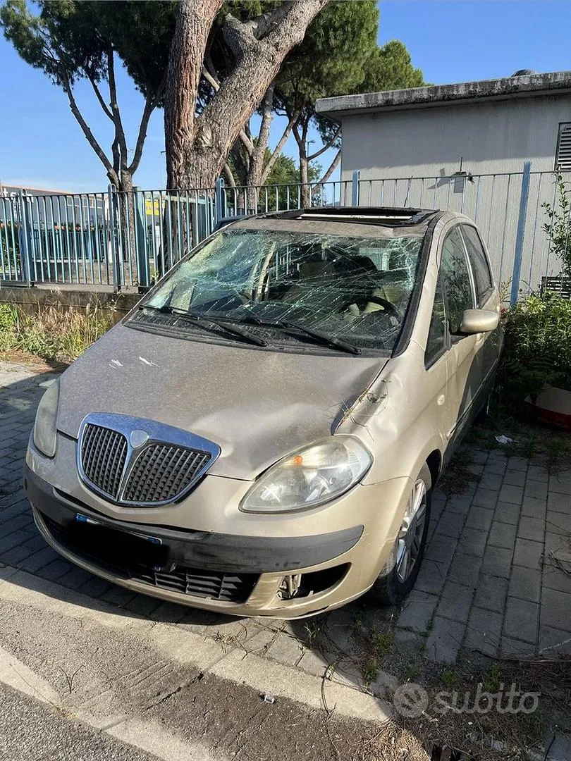Lancia Musa 2006 photo 3