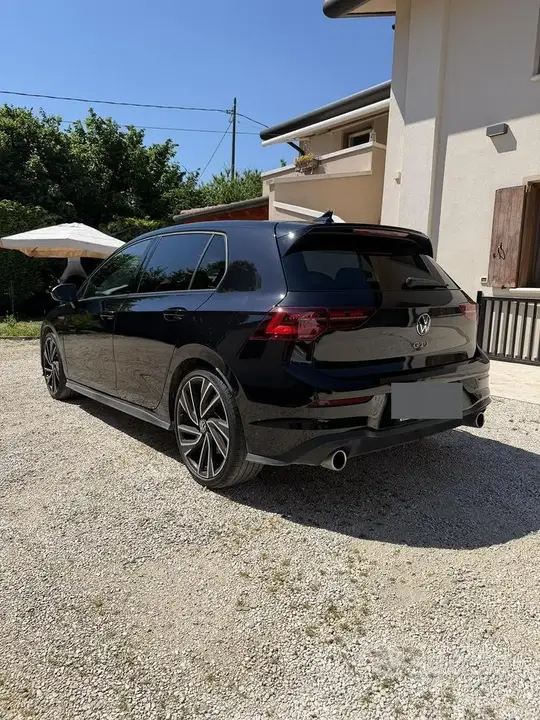 Volkswagen Golf 8 Gti 2021 photo 3