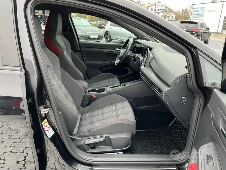 Volkswagen Golf 8 Gti 2021 photo 5