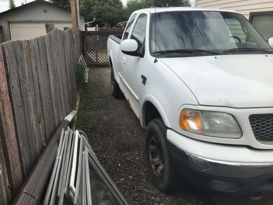 Ford F150 2001 photo 2