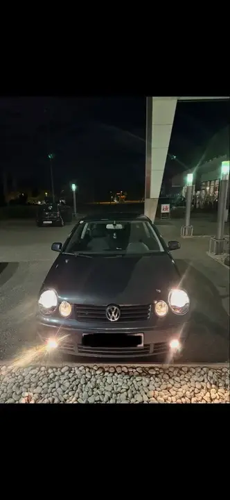 Volkswagen Polo 2003 photo 2