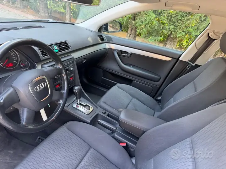 Audi A4 2007 photo 4