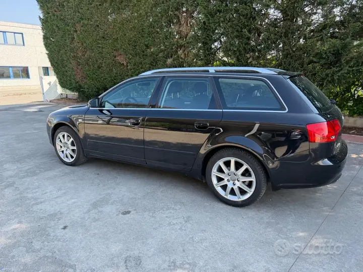 Audi A4 2007 photo 2
