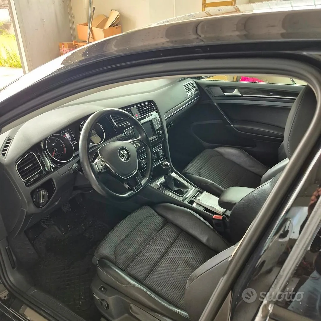 Volkswagen Golf 2013 photo 3