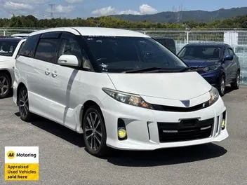 Toyota Estima 2015 photo 2