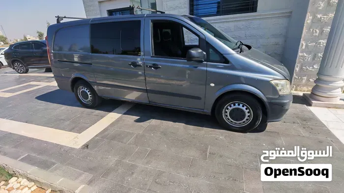Mercedes-Benz V-Class 2013 photo 5