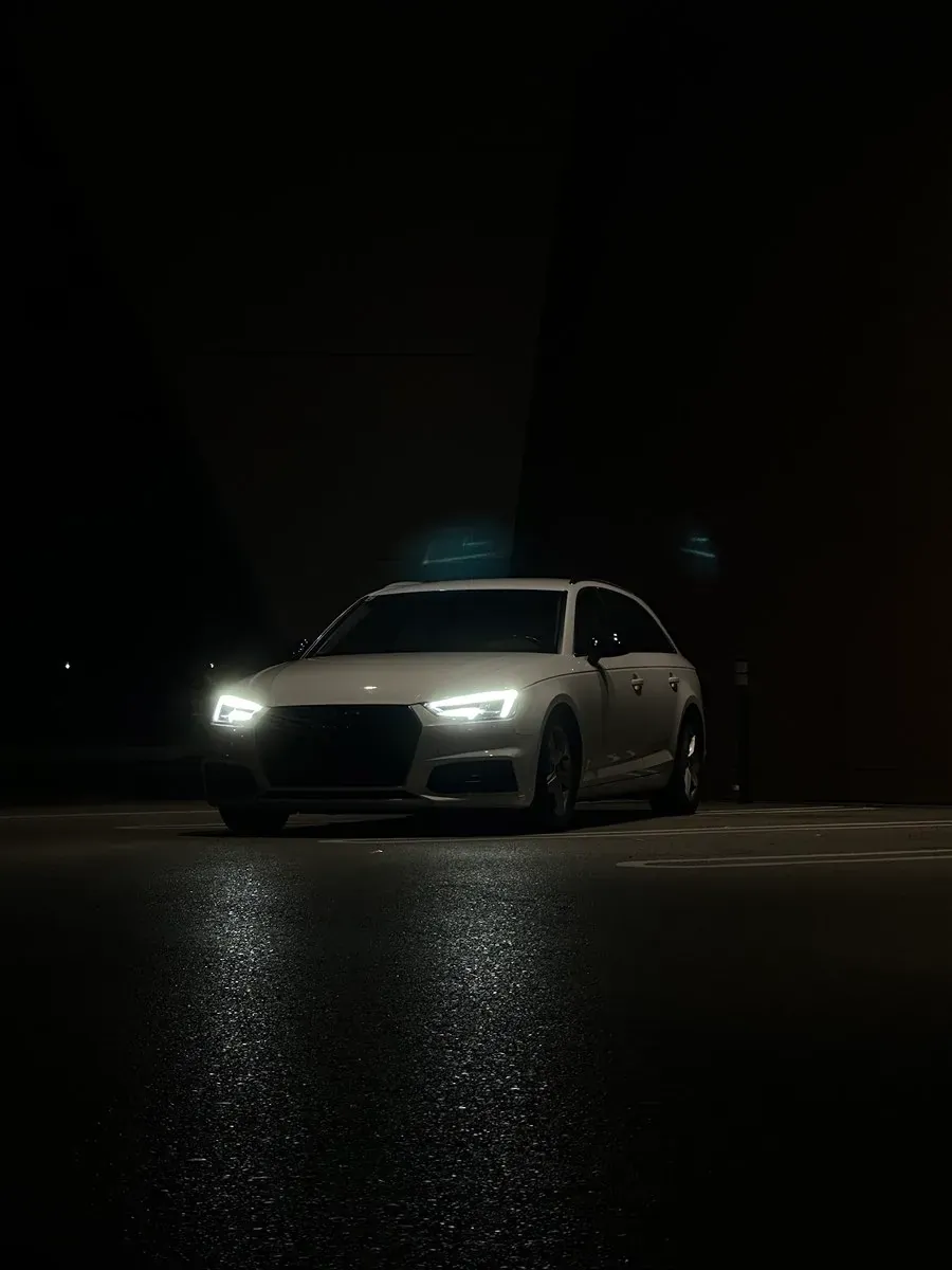 Audi A4 2019 photo 2