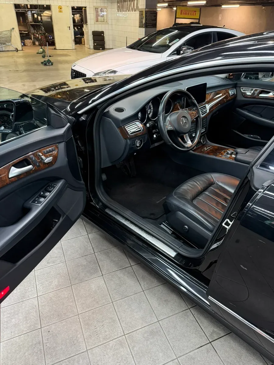 Mercedes-Benz Cls-Class 2015 photo 3
