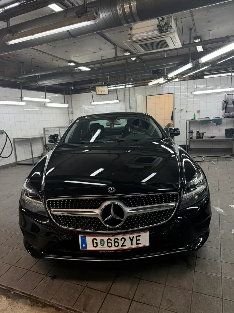 Mercedes-Benz Cls-Class
