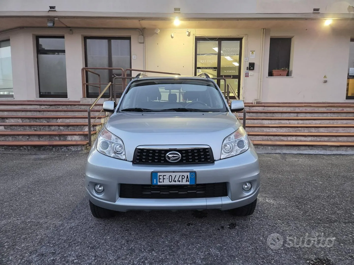Daihatsu Terios 2011 photo 2