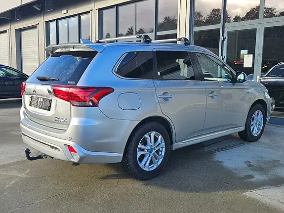 Mitsubishi Outlander 2019 photo 4