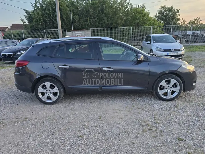 Renault Megane 2010 photo 4