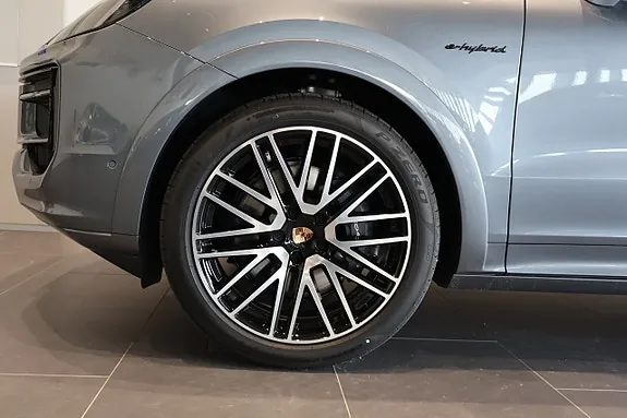 Porsche Cayenne 2026 photo 4