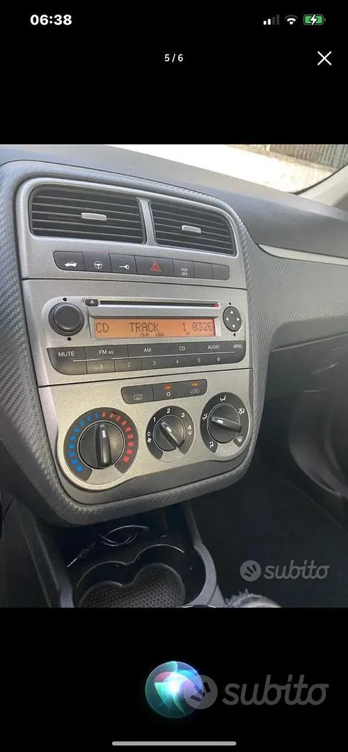 Fiat Grande Punto 2009 photo 2