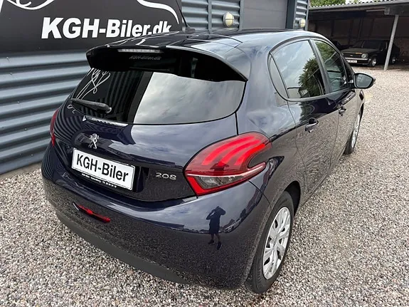 Peugeot 208 2019 photo 4
