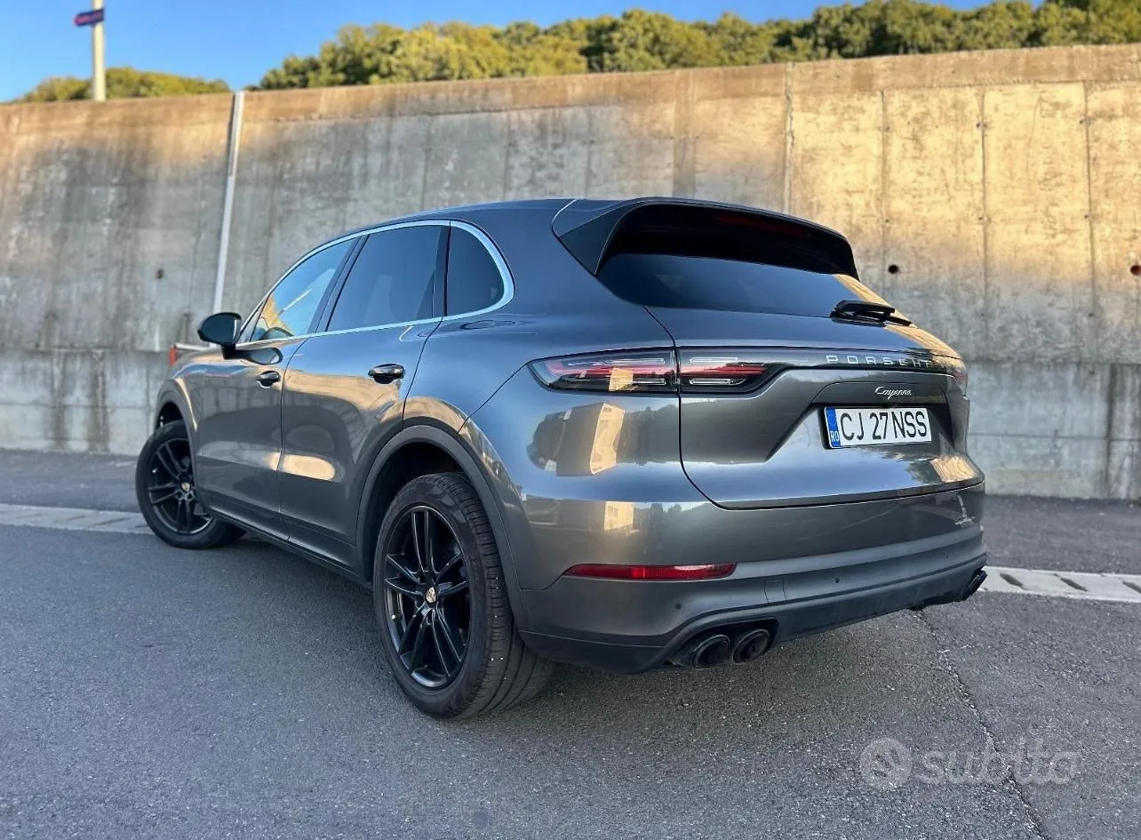 Porsche Cayenne 2019 photo 2