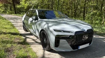 BMW I7
