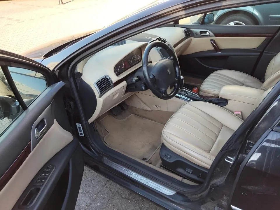 Peugeot 407