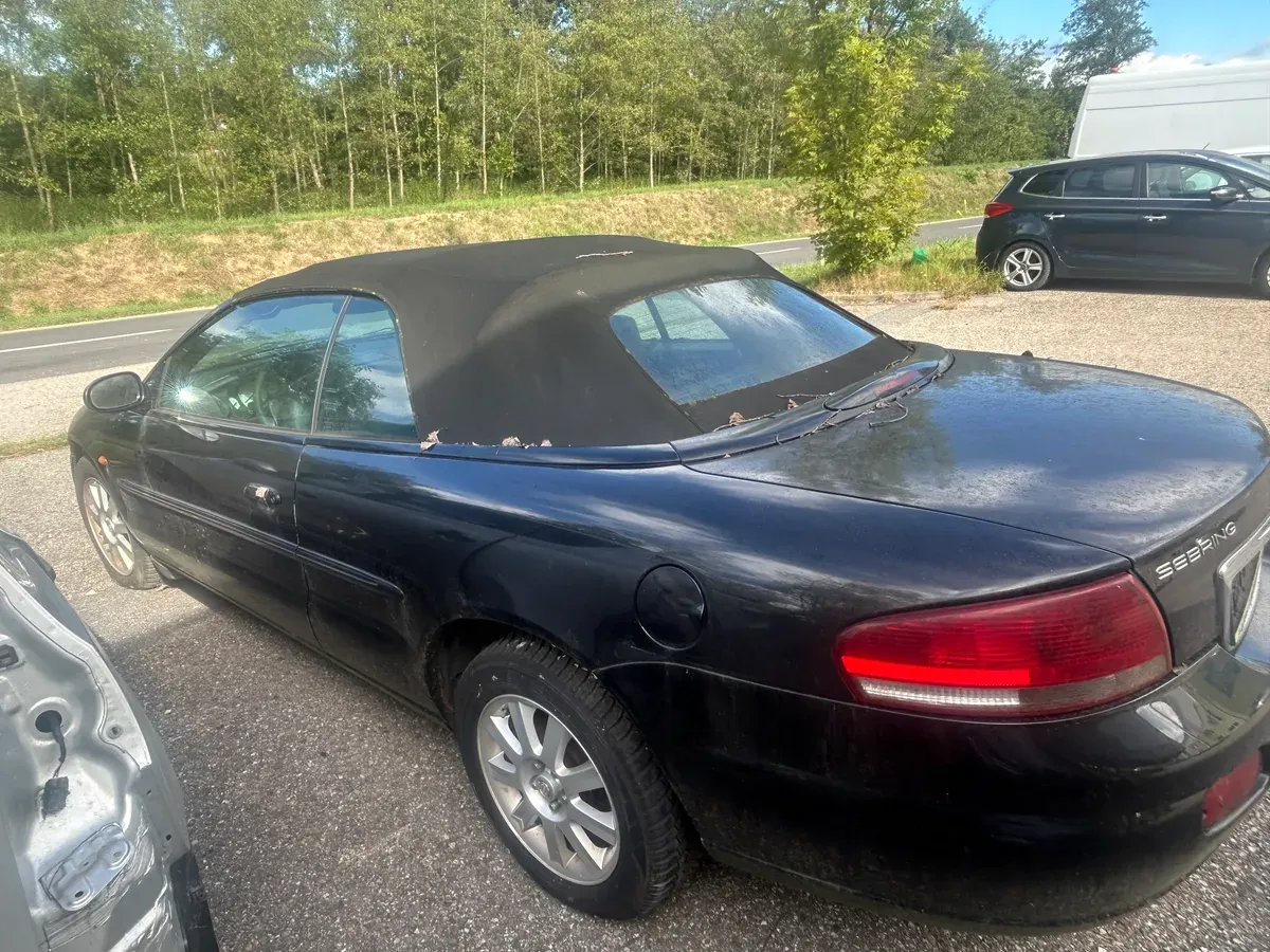 Chrysler Sebring 2004 photo 3