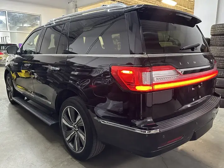 Lincoln Navigator 2019 photo 3