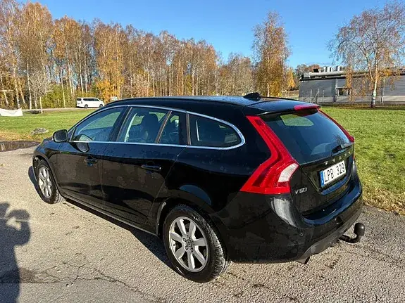 Volvo V60 2011 photo 3