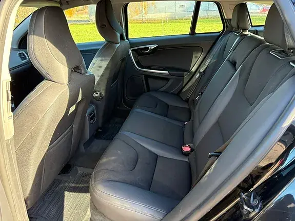 Volvo V60 2011 photo 5