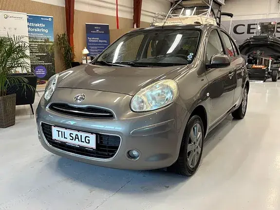 Nissan Micra 2013 photo 2