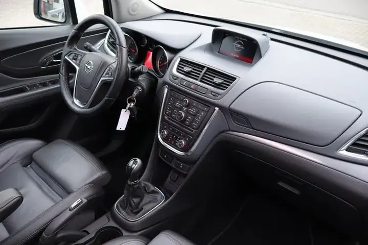 Opel Mokka 2015 photo 2