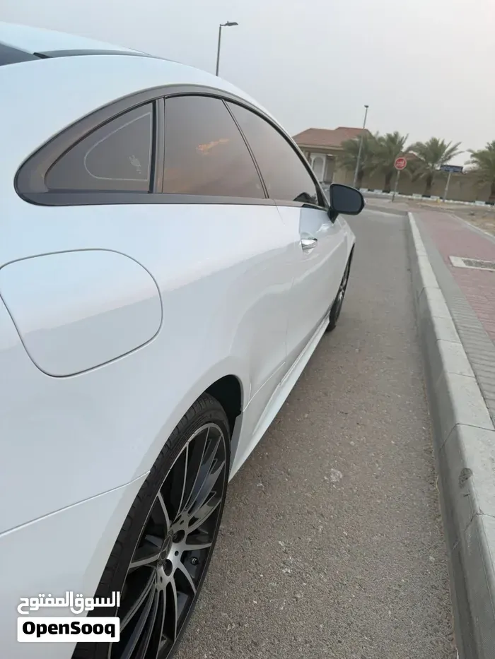 Mercedes-Benz E-Class 2023 photo 3