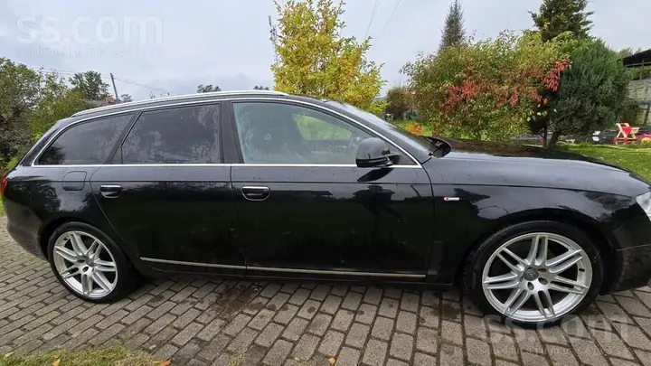 Audi A6 2010 photo 3