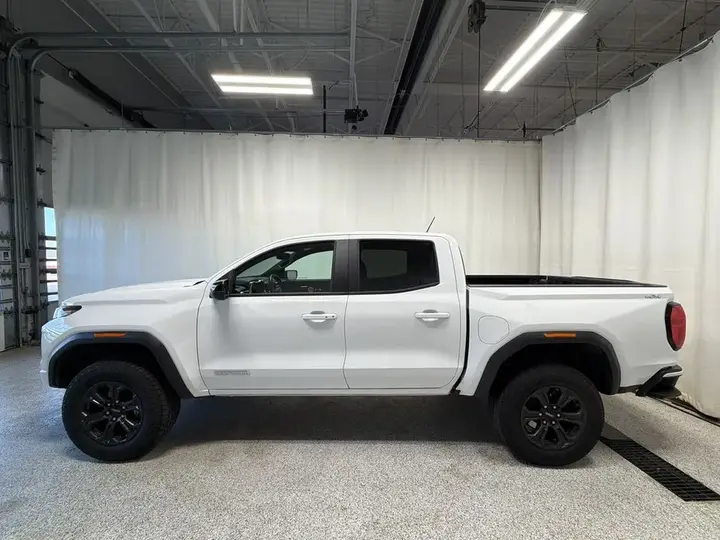 GMC Canyon 2024 photo 5