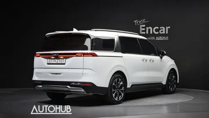 Kia Carnival 2022 photo 2