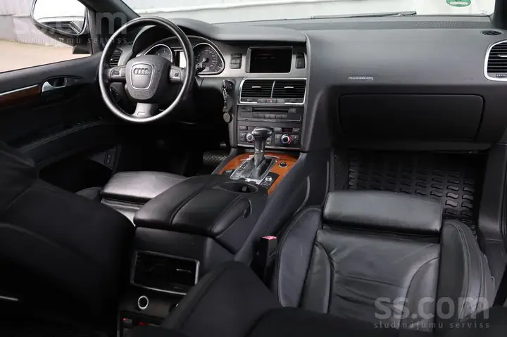 Audi Q7 2006 photo 5