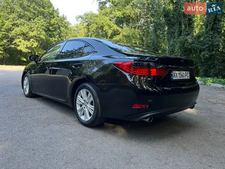 Lexus Es 2014 photo 4