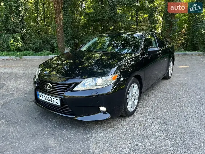 Lexus Es 2014 photo 2