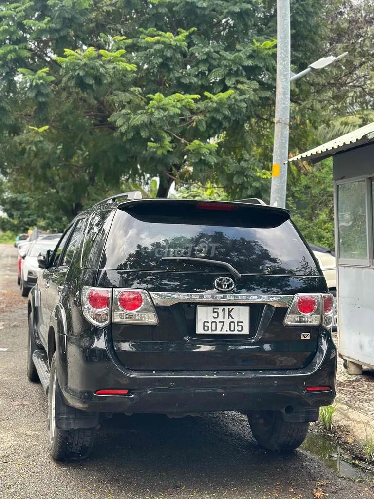 Toyota Fortuner 2014 photo 2