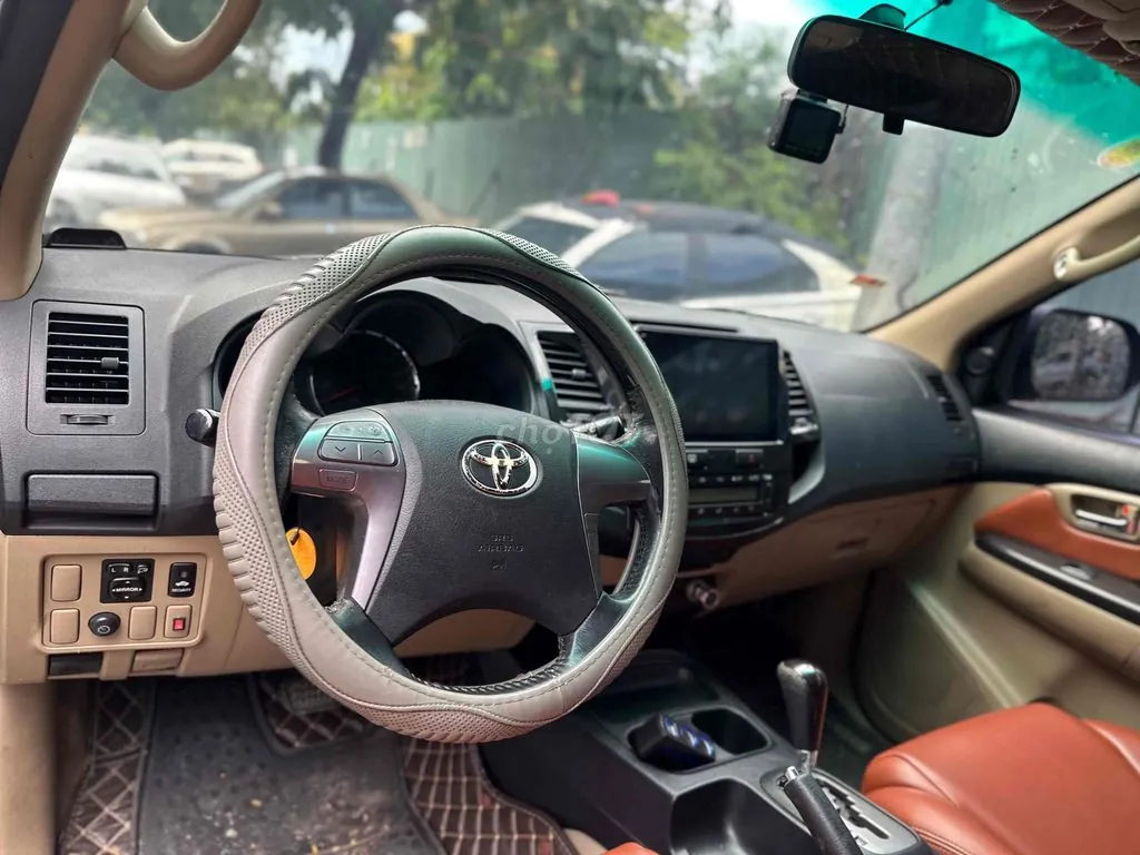 Toyota Fortuner 2014 photo 5