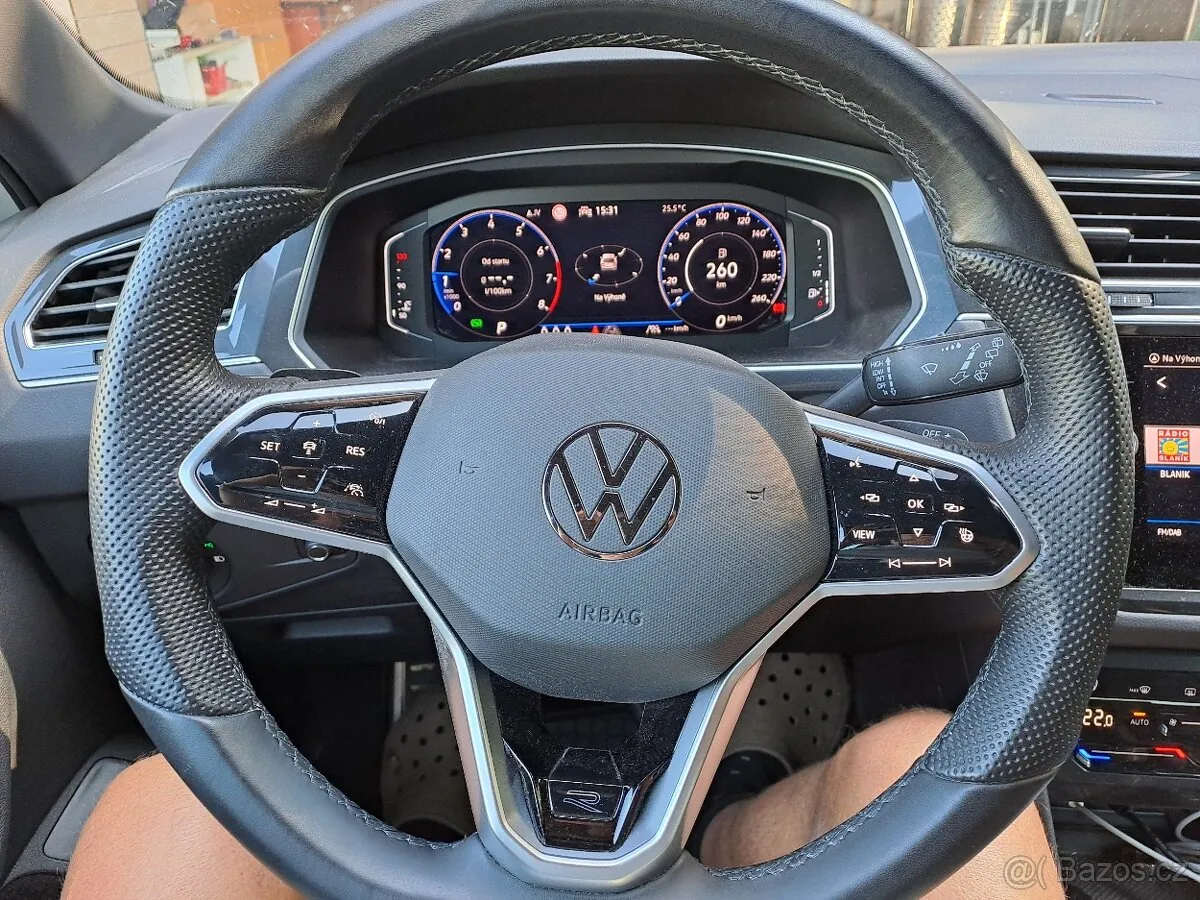 Volkswagen Tiguan 2023 photo 2