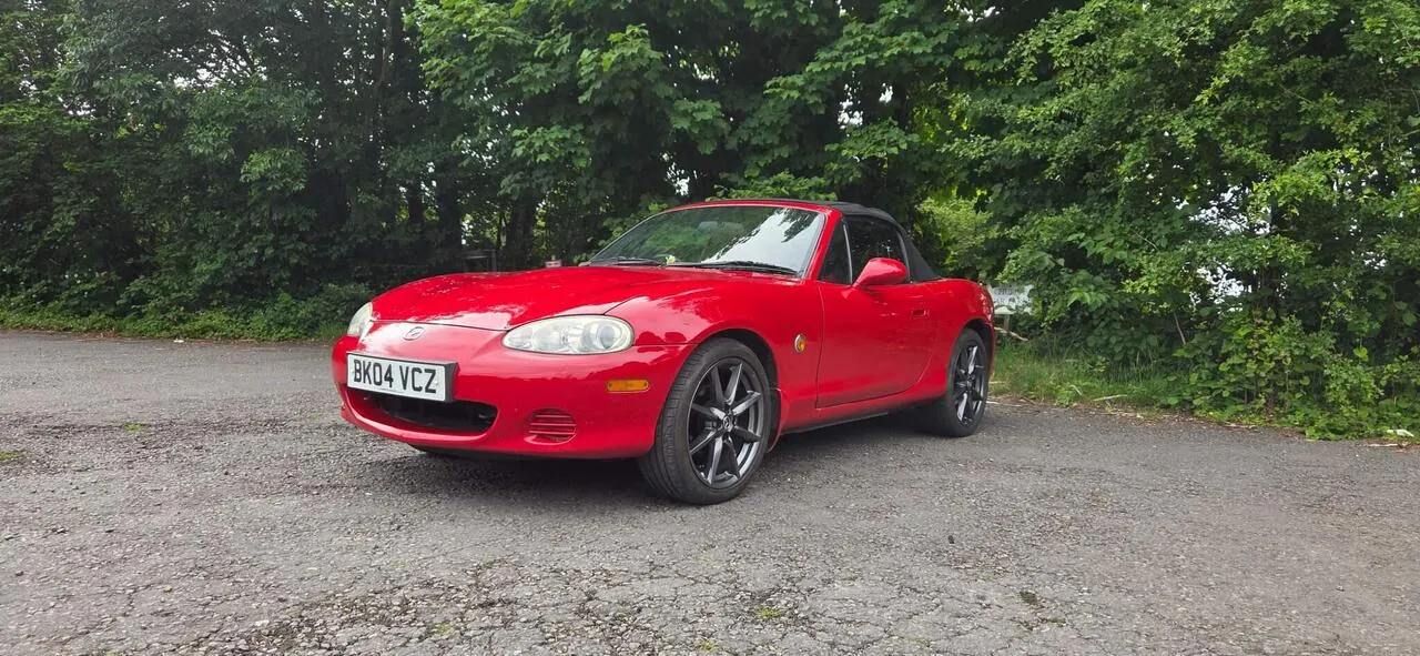 Mazda Mx-5 2004 photo 2