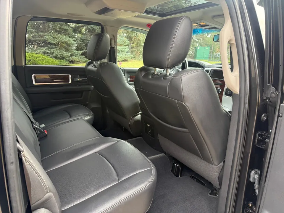 Ram 1500 Laramie 2011 photo 5