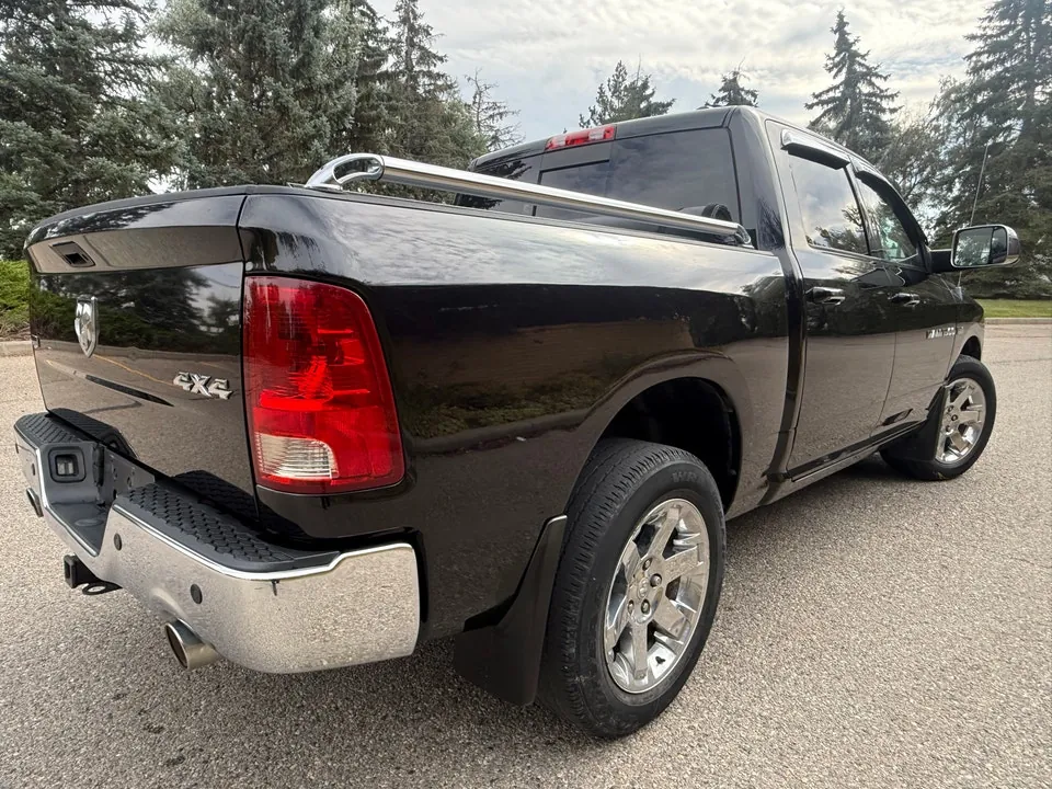 Ram 1500 Laramie 2011 photo 3