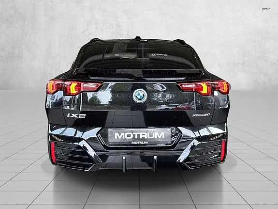 BMW Ix2 2025 photo 5