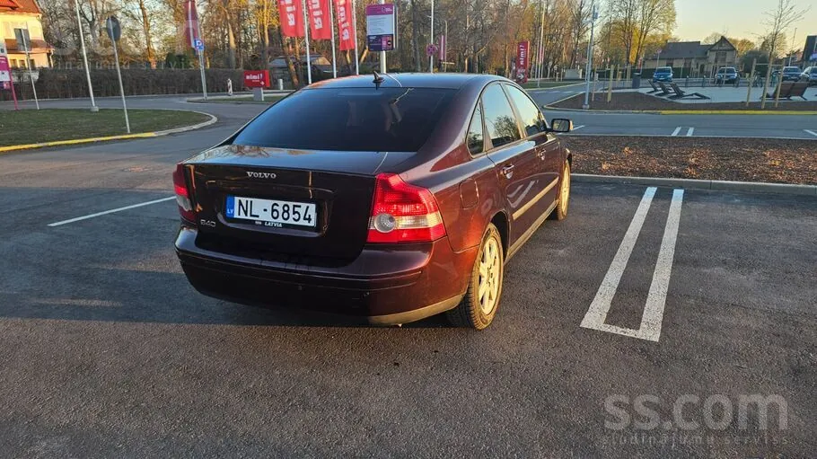 Volvo S40 2004 photo 3