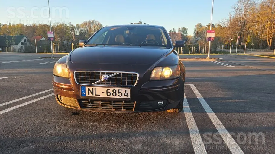Volvo S40 2004 photo 2