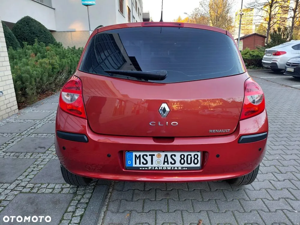 Renault Clio 2006 photo 5