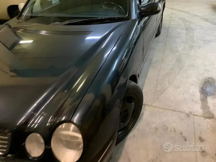 Mercedes-Benz E 270 2000 photo 2