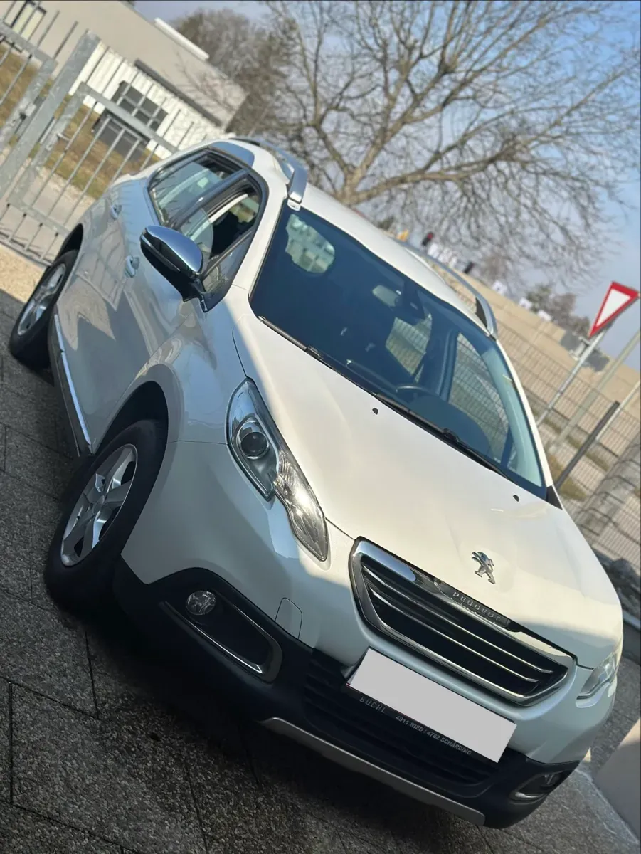 Peugeot 2008 2013 photo 2
