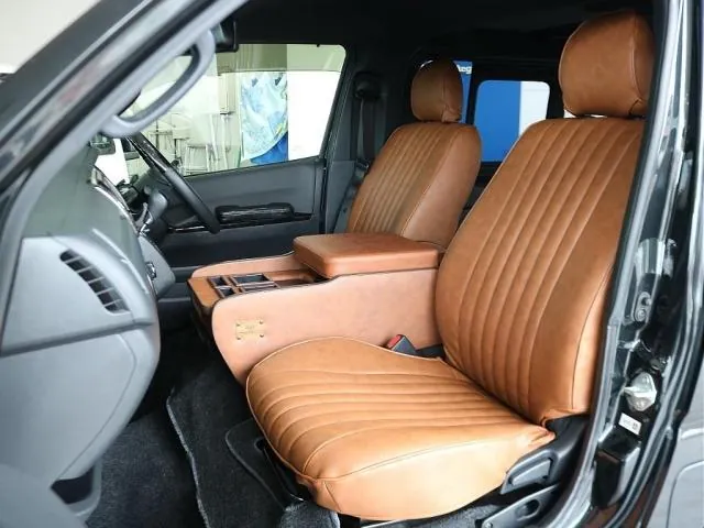 Toyota Hiace 2020 photo 2